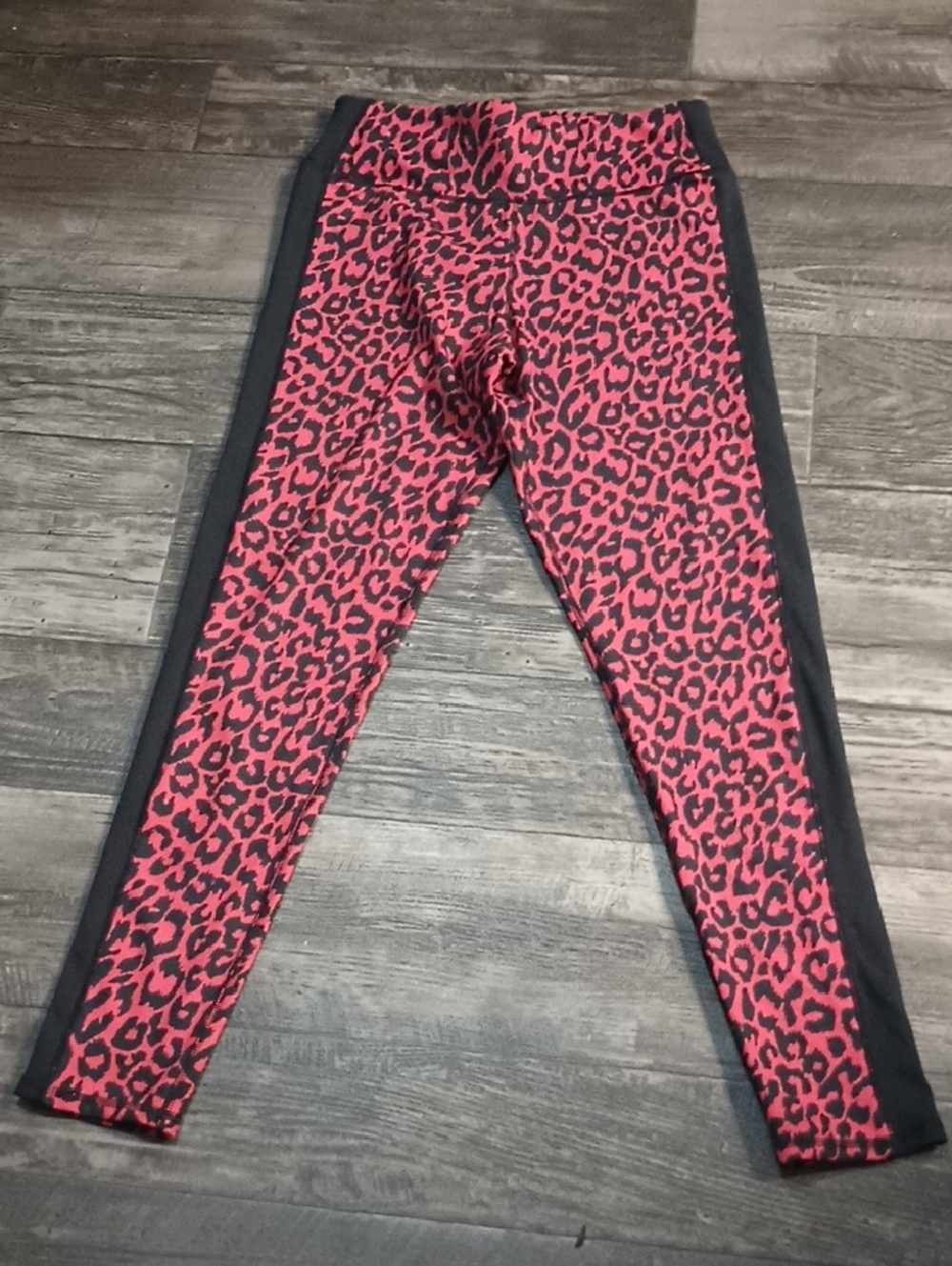 New York & Company Leopard Print Leggings - Picture 4 of 11